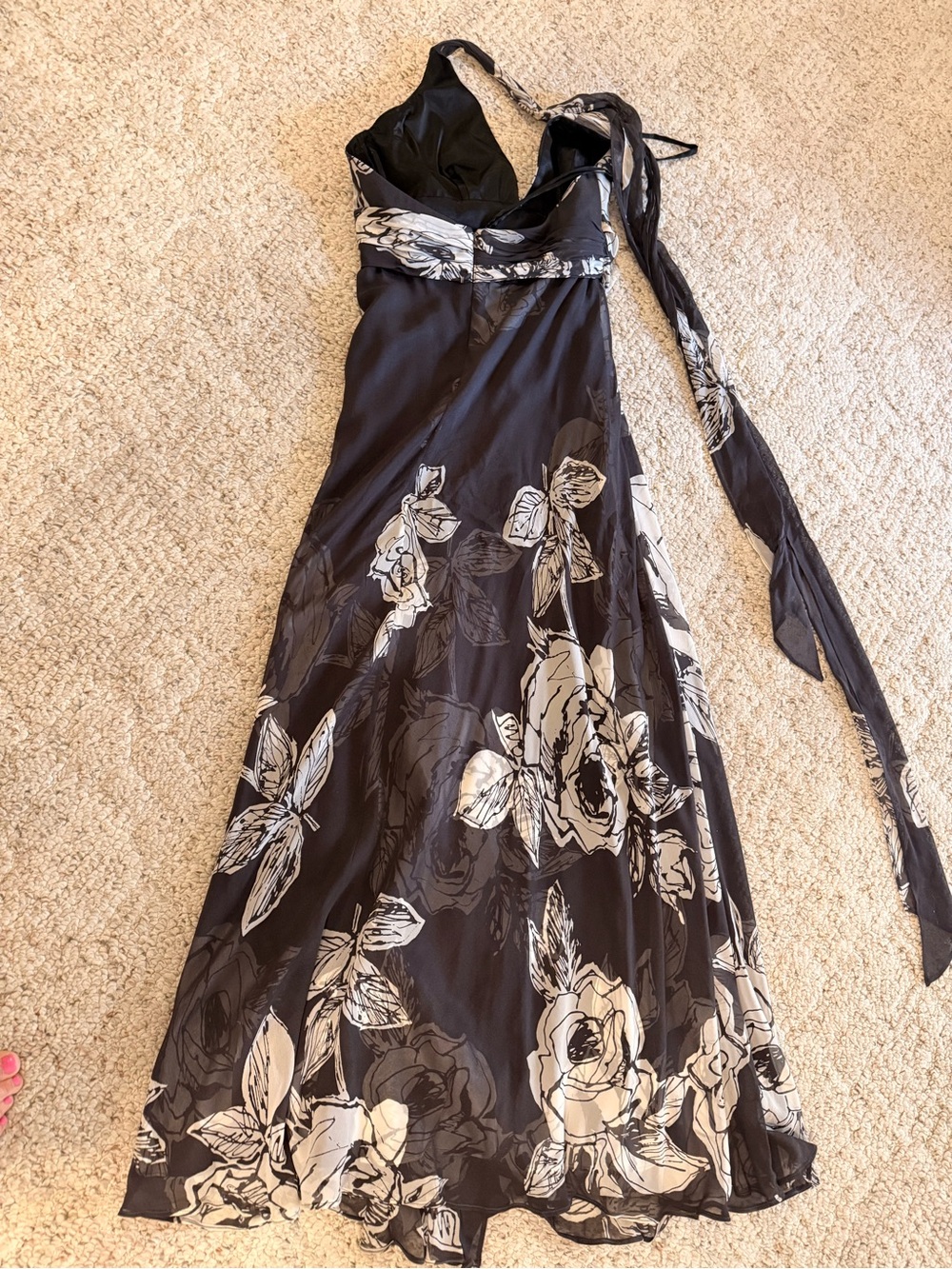 Charcoal Gray & White Floral Halter Maxi Dress - Picture 5 of 15